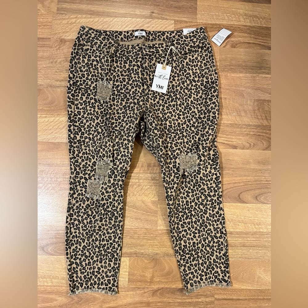 Leopard print distressed skinny jeans